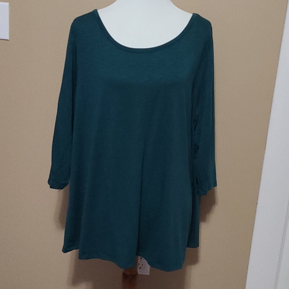 Lane Bryant Hunter Green dip back top 22/24 size